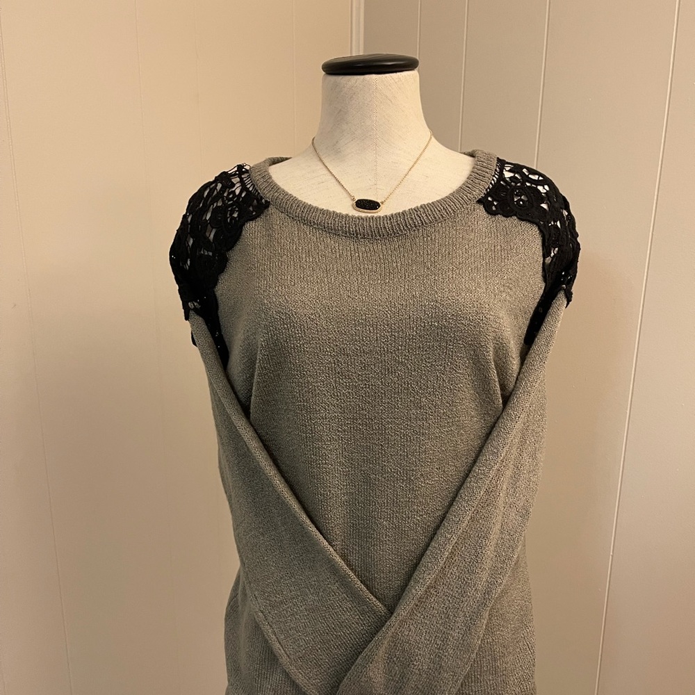 CHARMING CHARLIE LACED SHOULDER SWEATER - Picture 3 of 4
